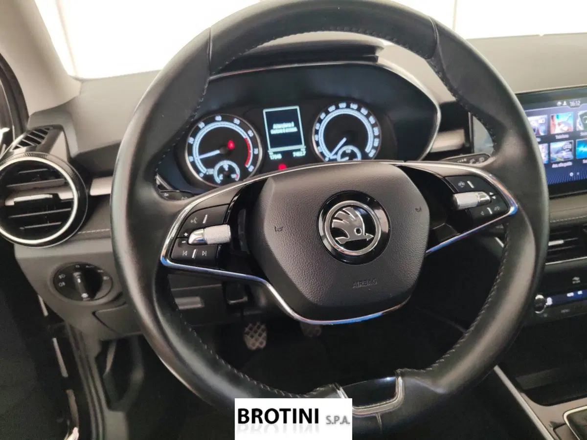 Skoda Fabia usata a Massa-Carrara (14)