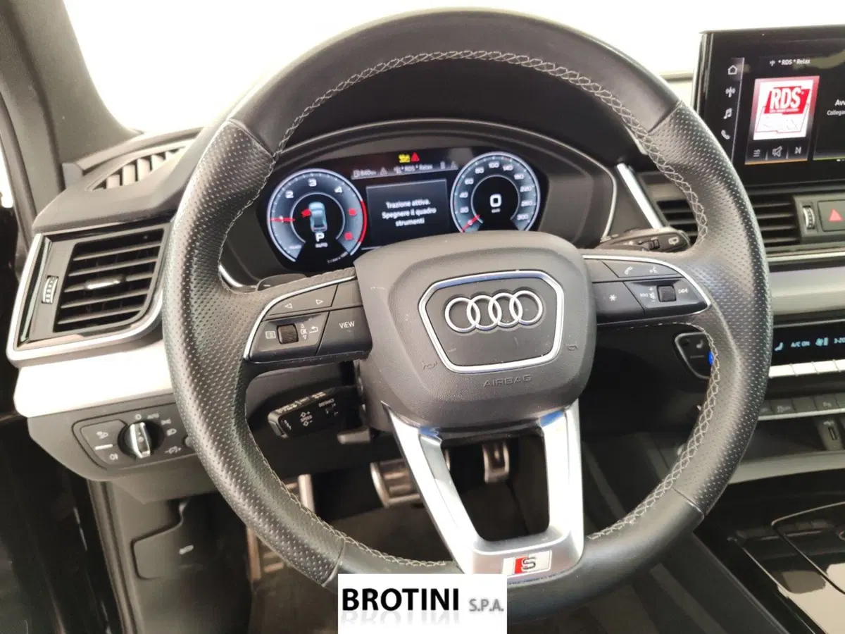 Audi Q4 Sportback usata a Massa-Carrara (15)