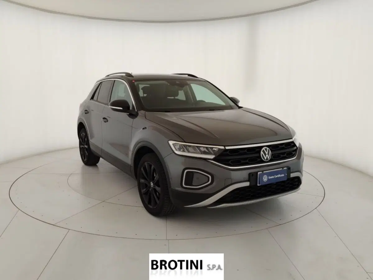 Volkswagen T-Roc usata a Massa-Carrara (2)
