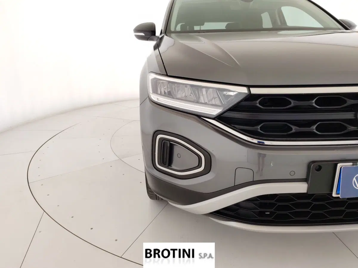 Volkswagen T-Roc usata a Massa-Carrara (5)