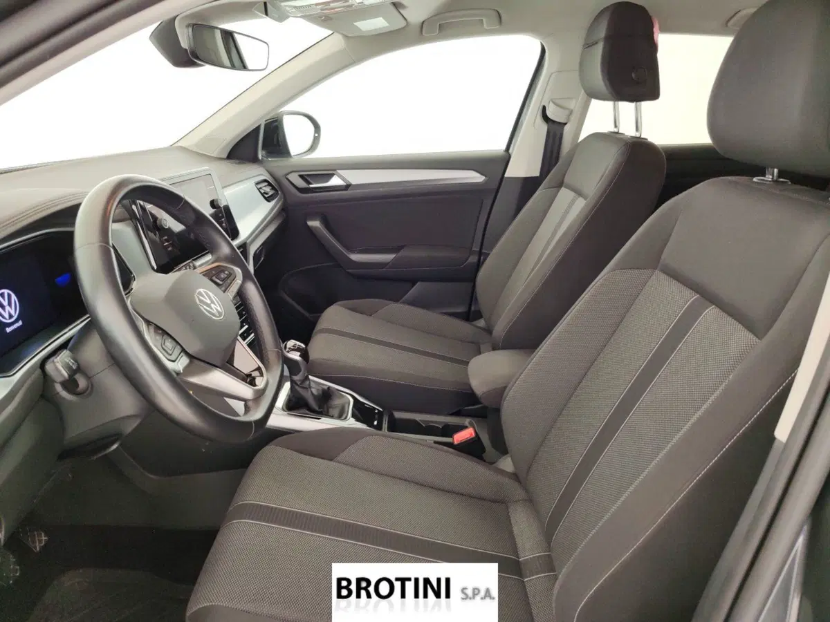 Volkswagen T-Roc usata a Massa-Carrara (7)