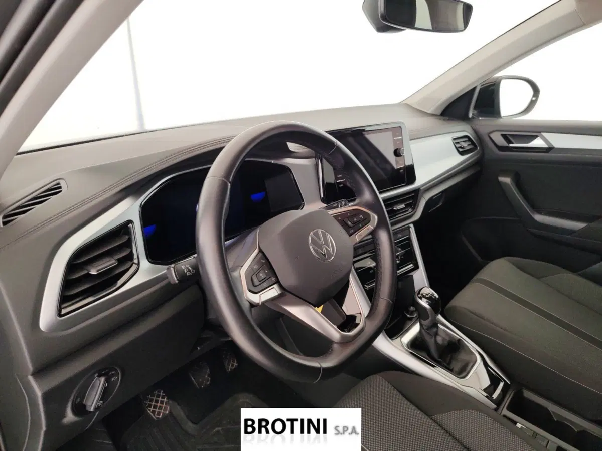 Volkswagen T-Roc usata a Massa-Carrara (8)