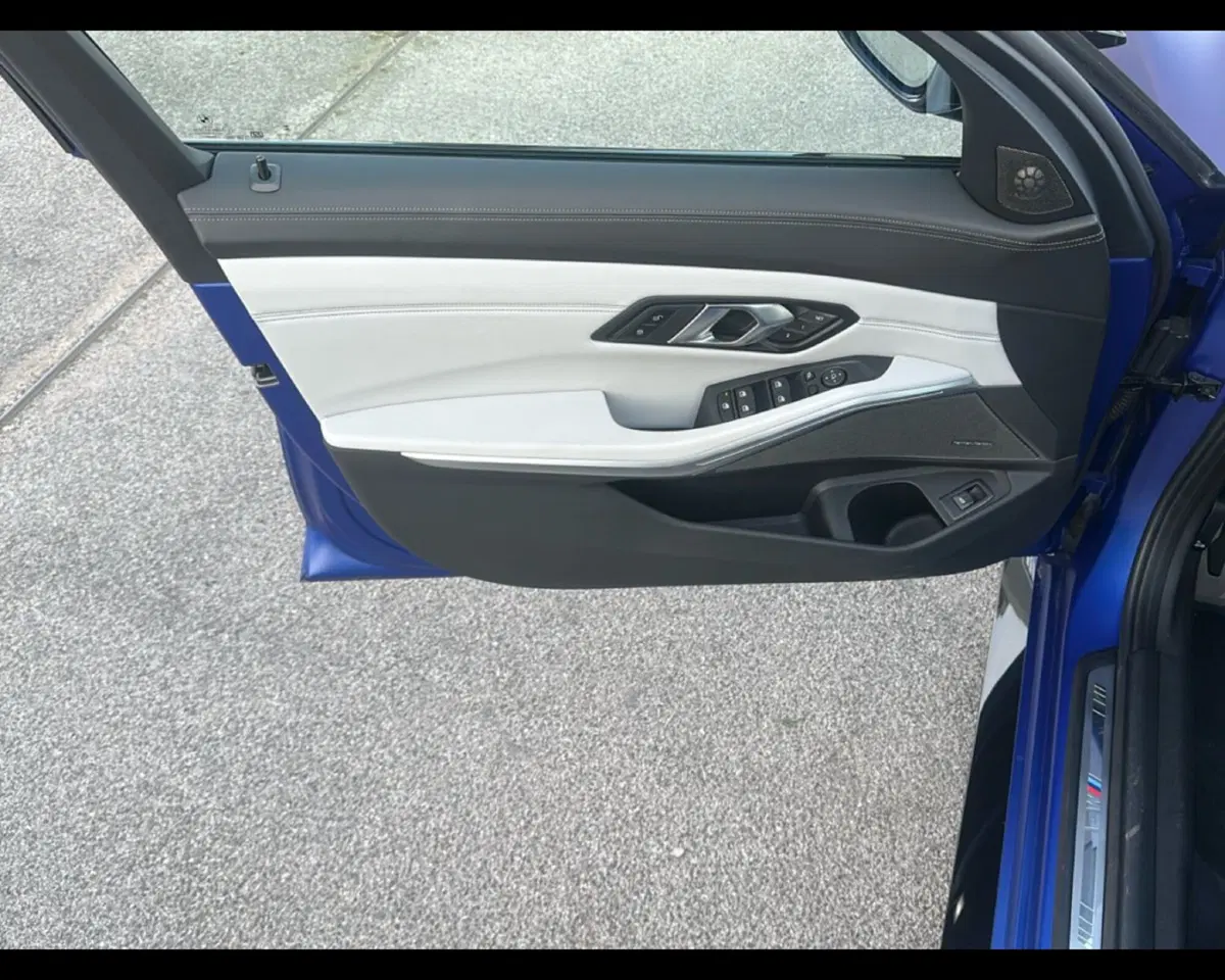 BMW Serie 3 Touring usata a Caserta (13)