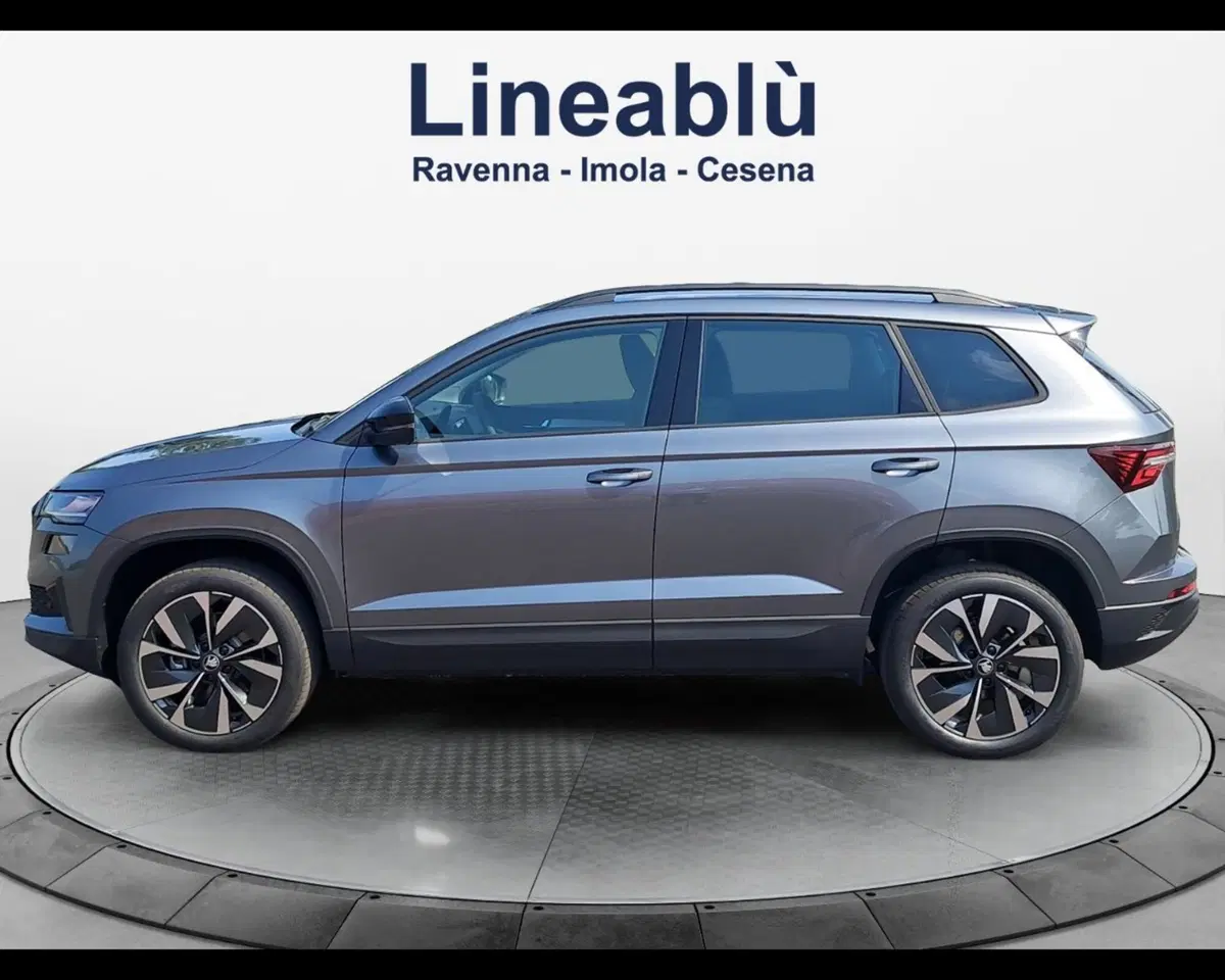 Skoda Karoq nuova a Forlì-Cesena (8)