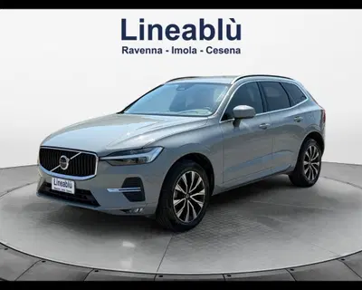 Volvo XC60 B4 automatico Core del 2023 usata a Cesena