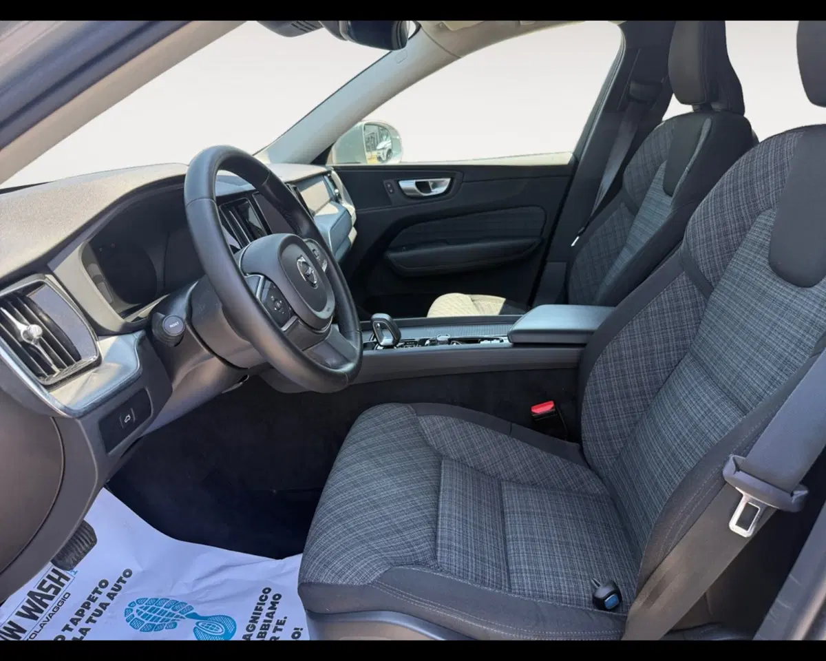 Volvo XC60 usata a Forlì-Cesena (9)