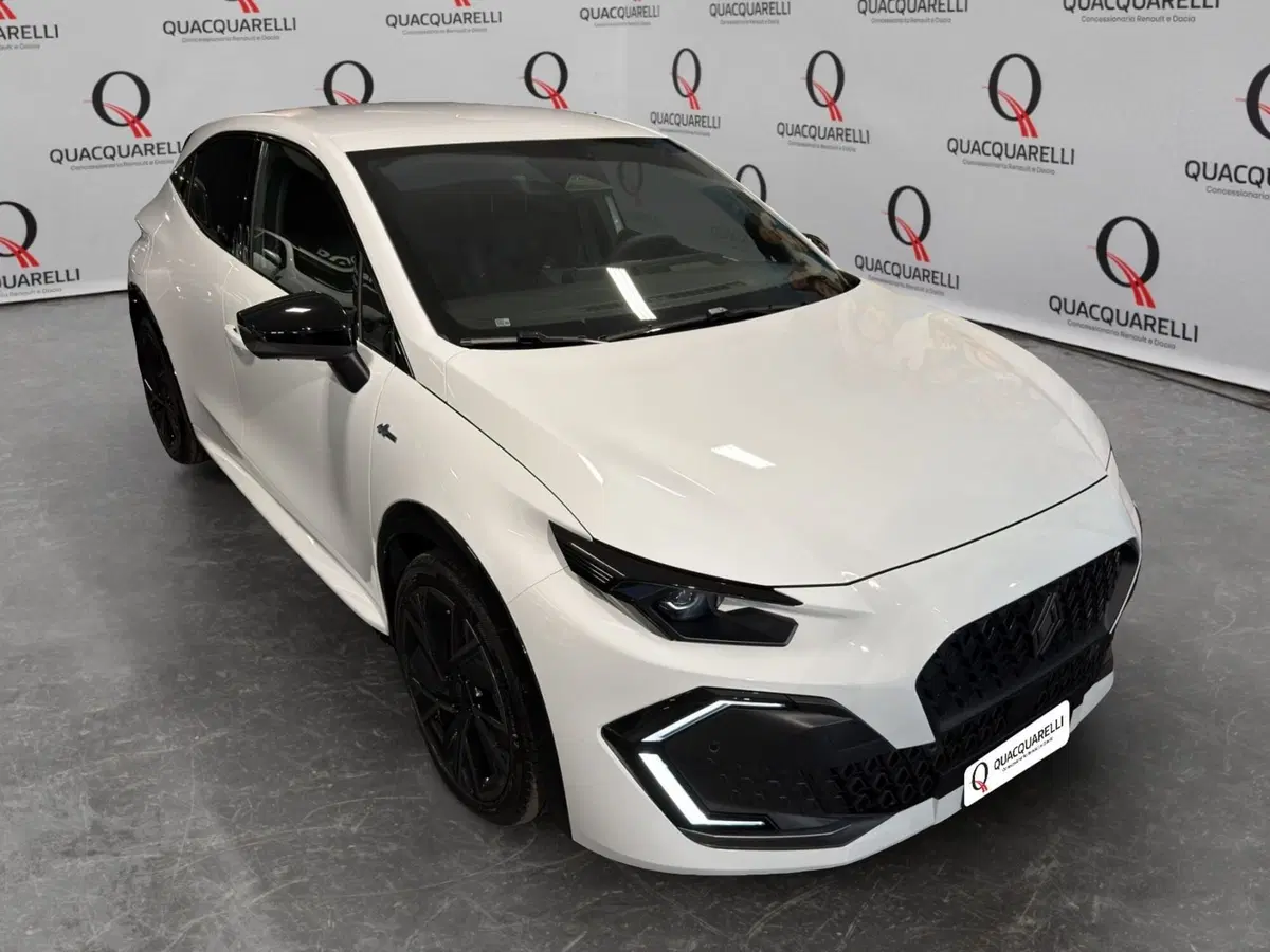 Renault Clio nuova a Milano (3)
