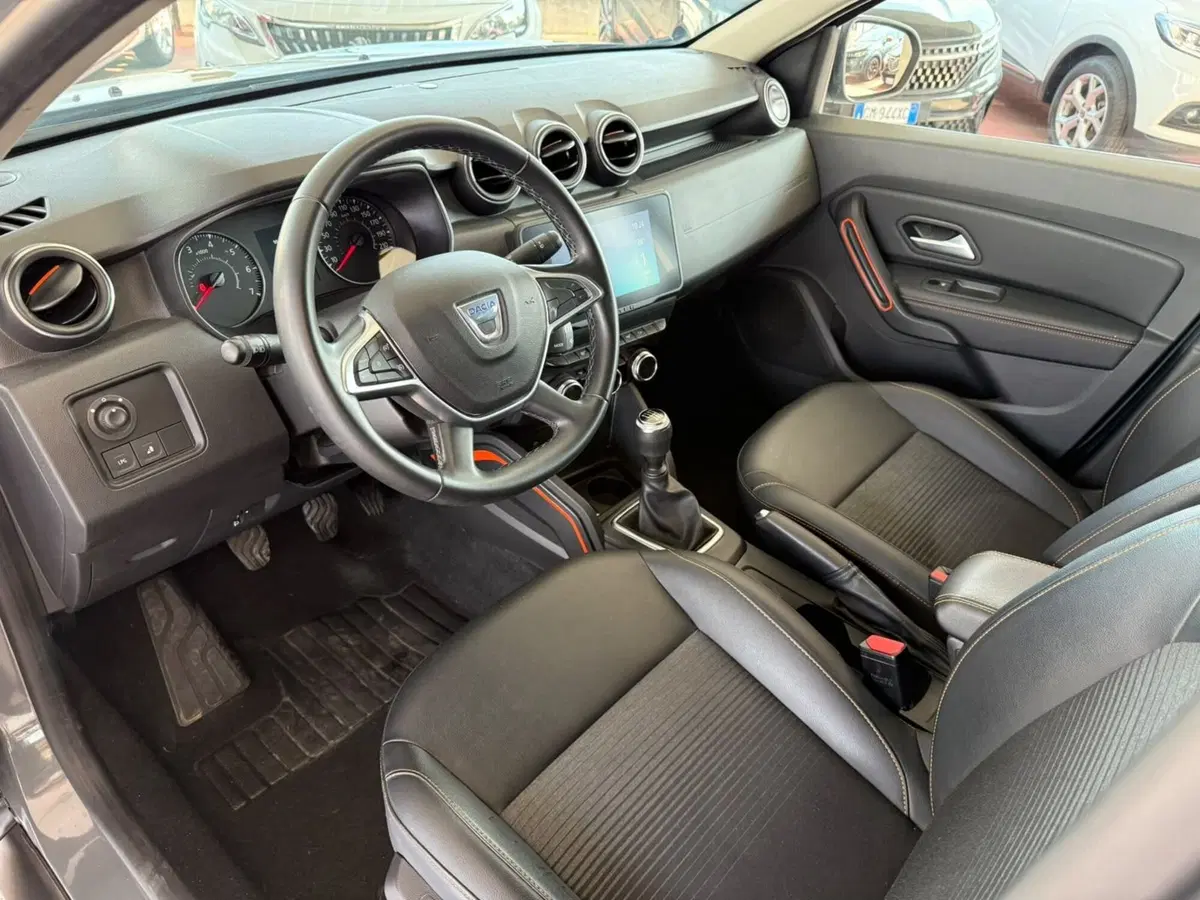 Dacia Duster usata a Brescia (9)