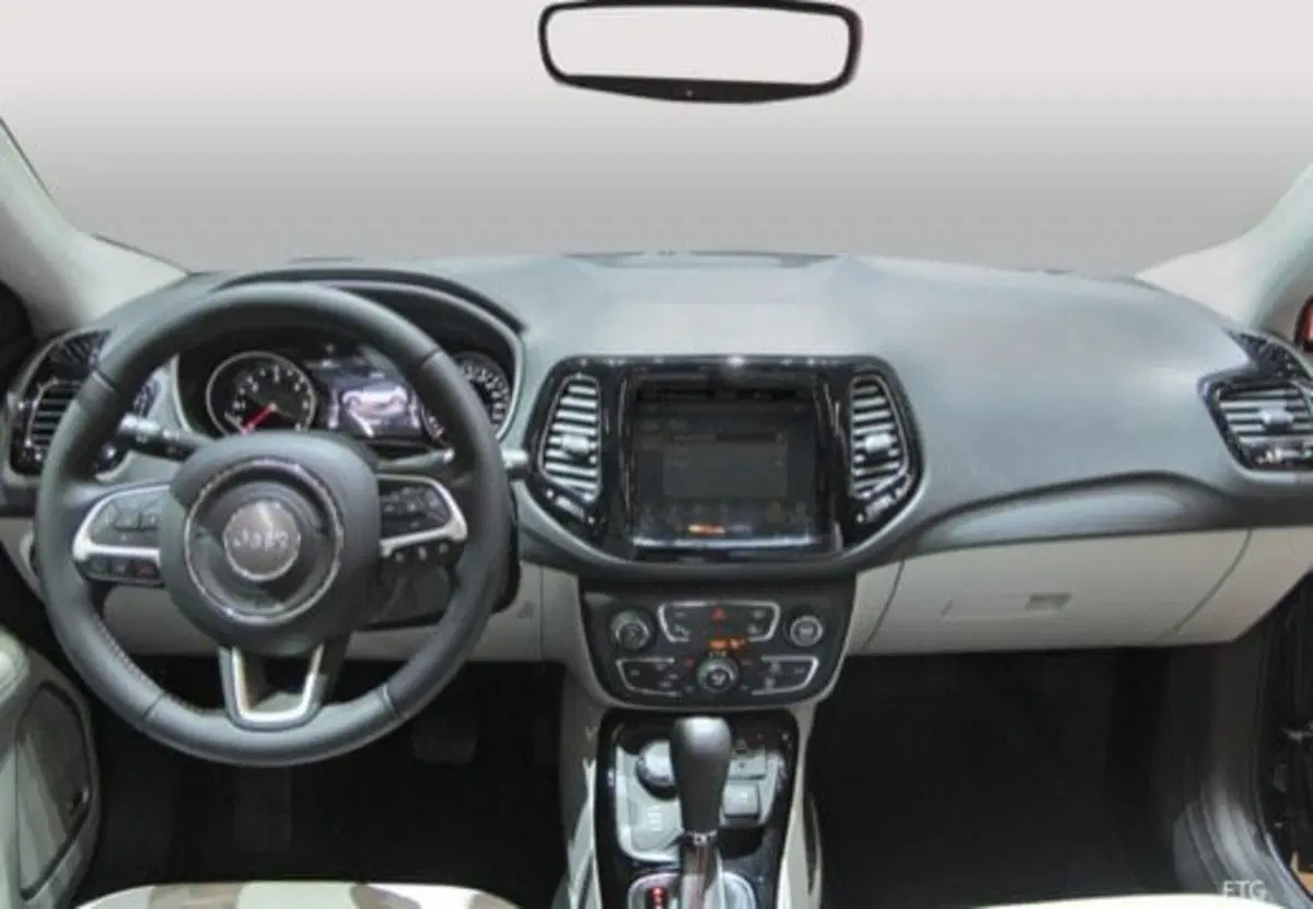Jeep Compass usata a Salerno (9)
