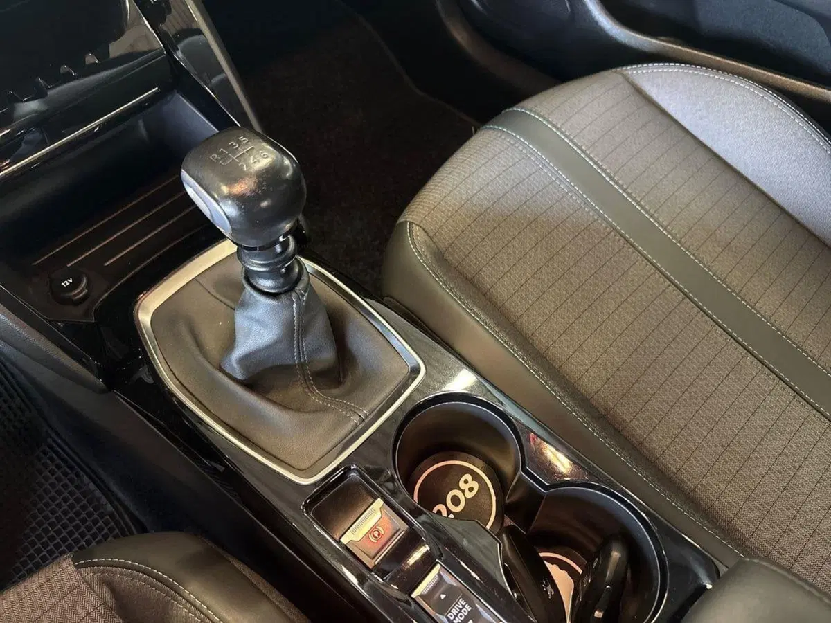 Peugeot 208 usata a Firenze (15)