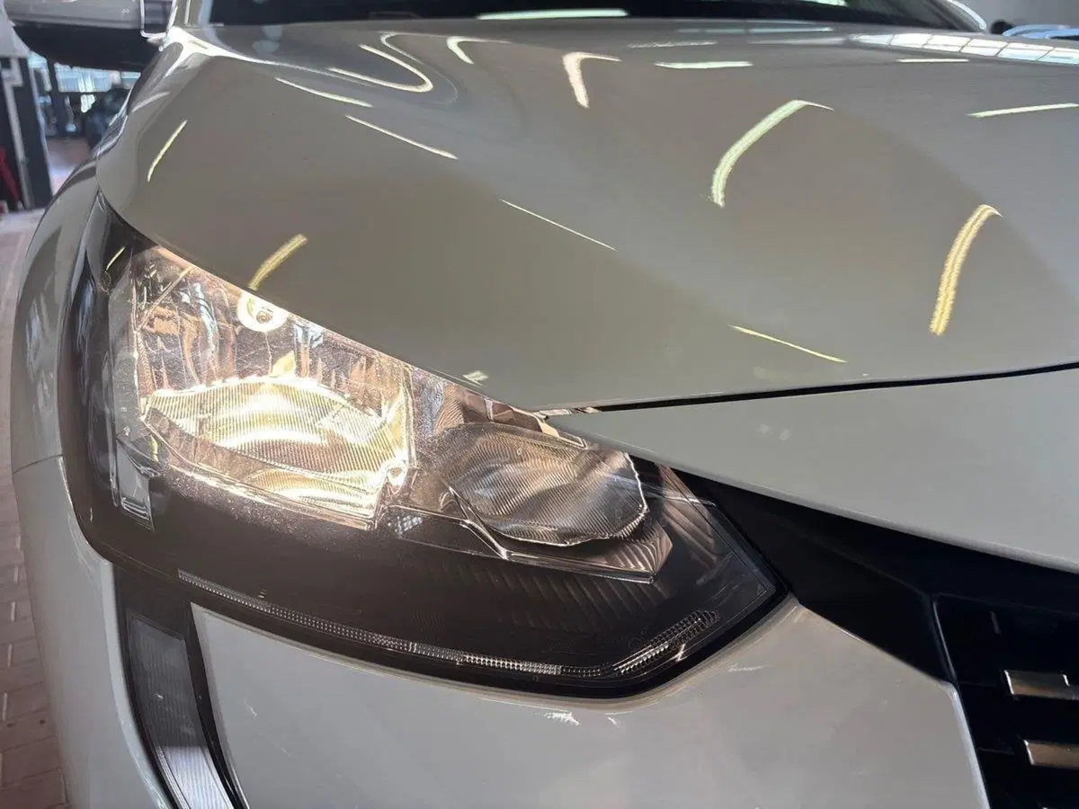 Peugeot 208 usata a Firenze (7)