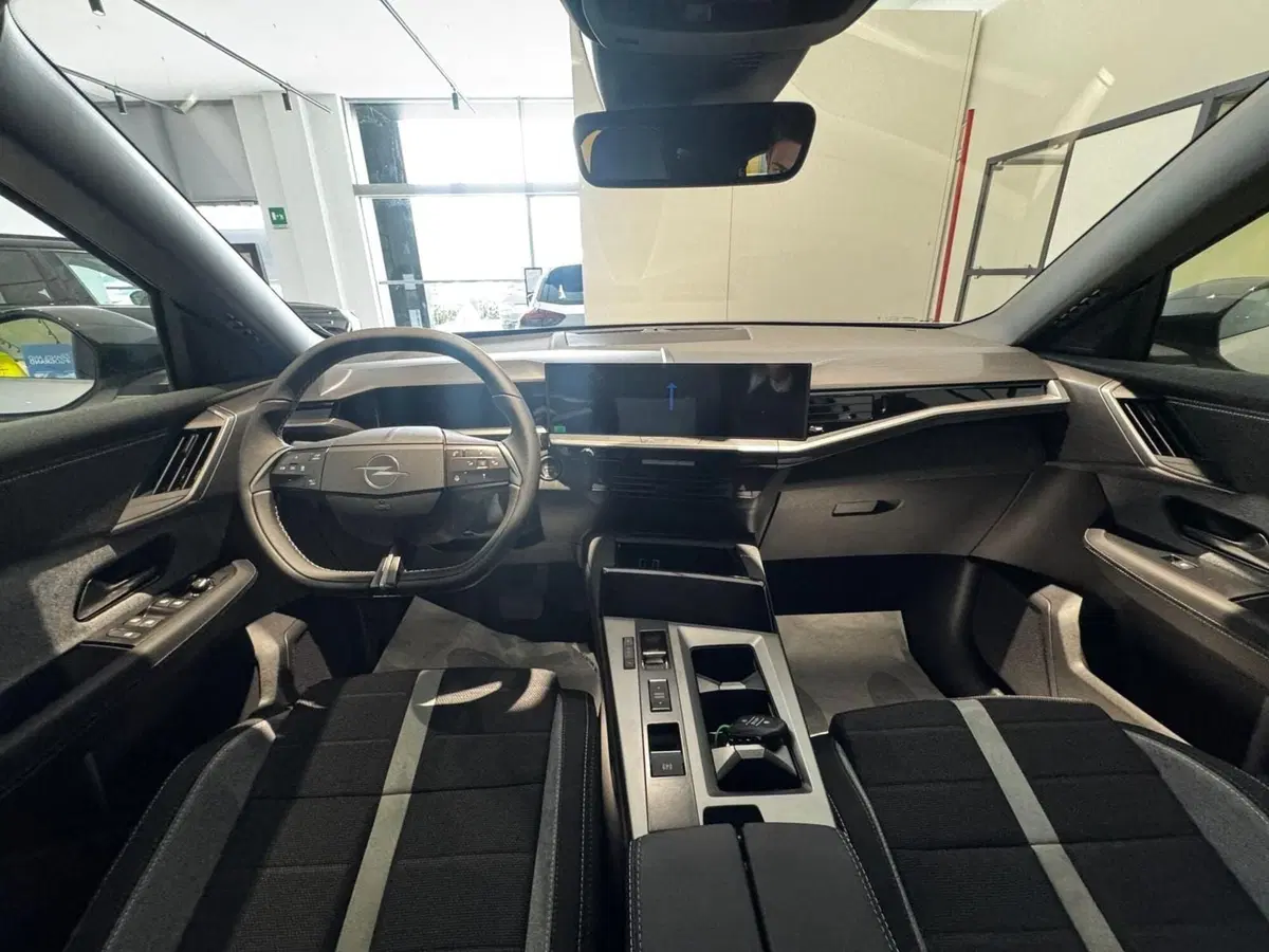 Opel Grandland nuova a Frosinone (8)