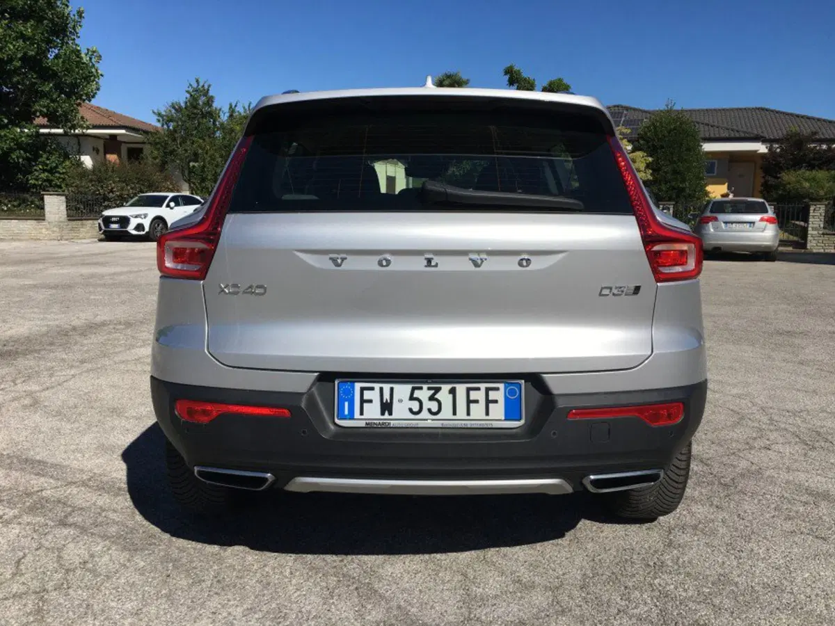 Volvo XC40 usata a Cuneo (5)