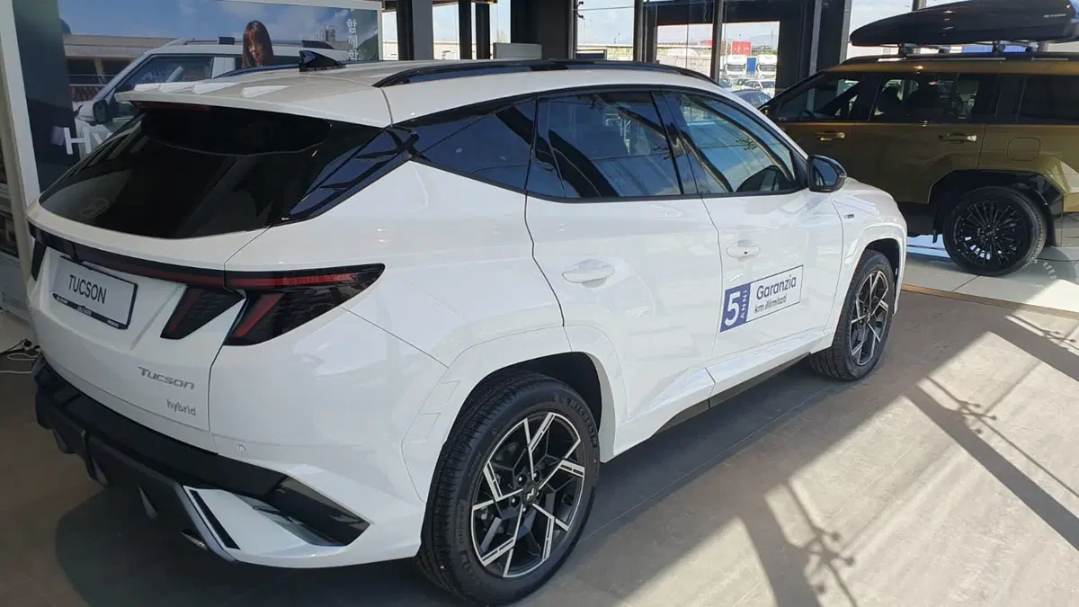 Hyundai Tucson nuova a Frosinone (3)