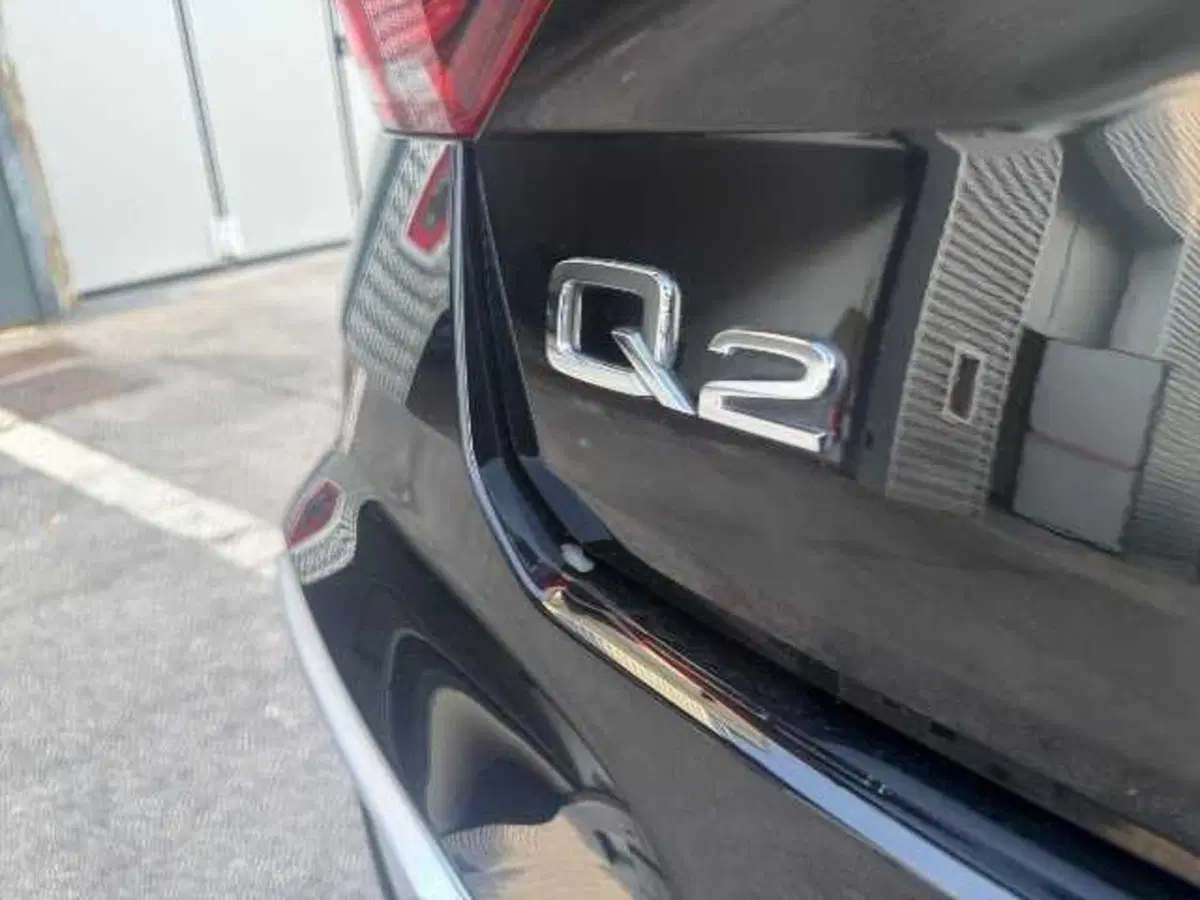 Audi Q2 usata a Prato (14)