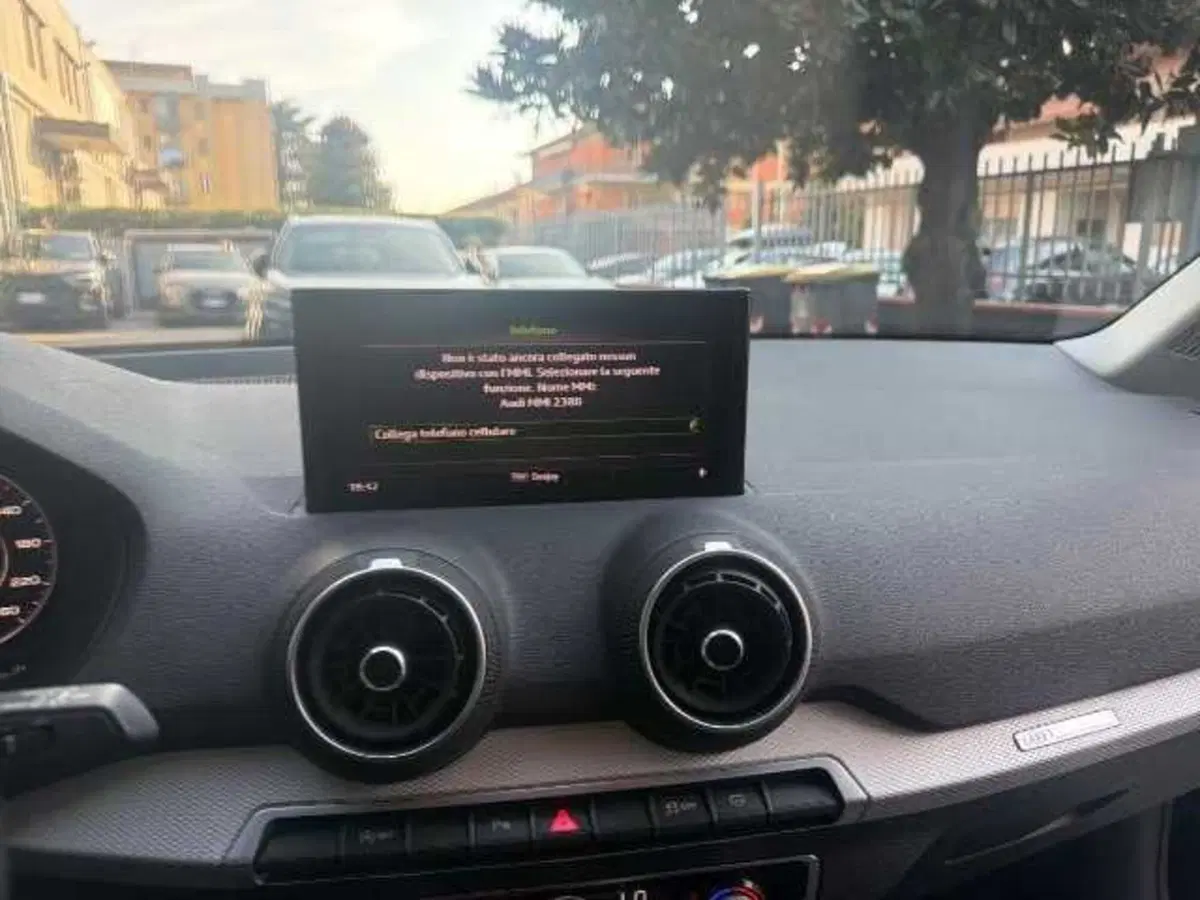 Audi Q2 usata a Prato (8)