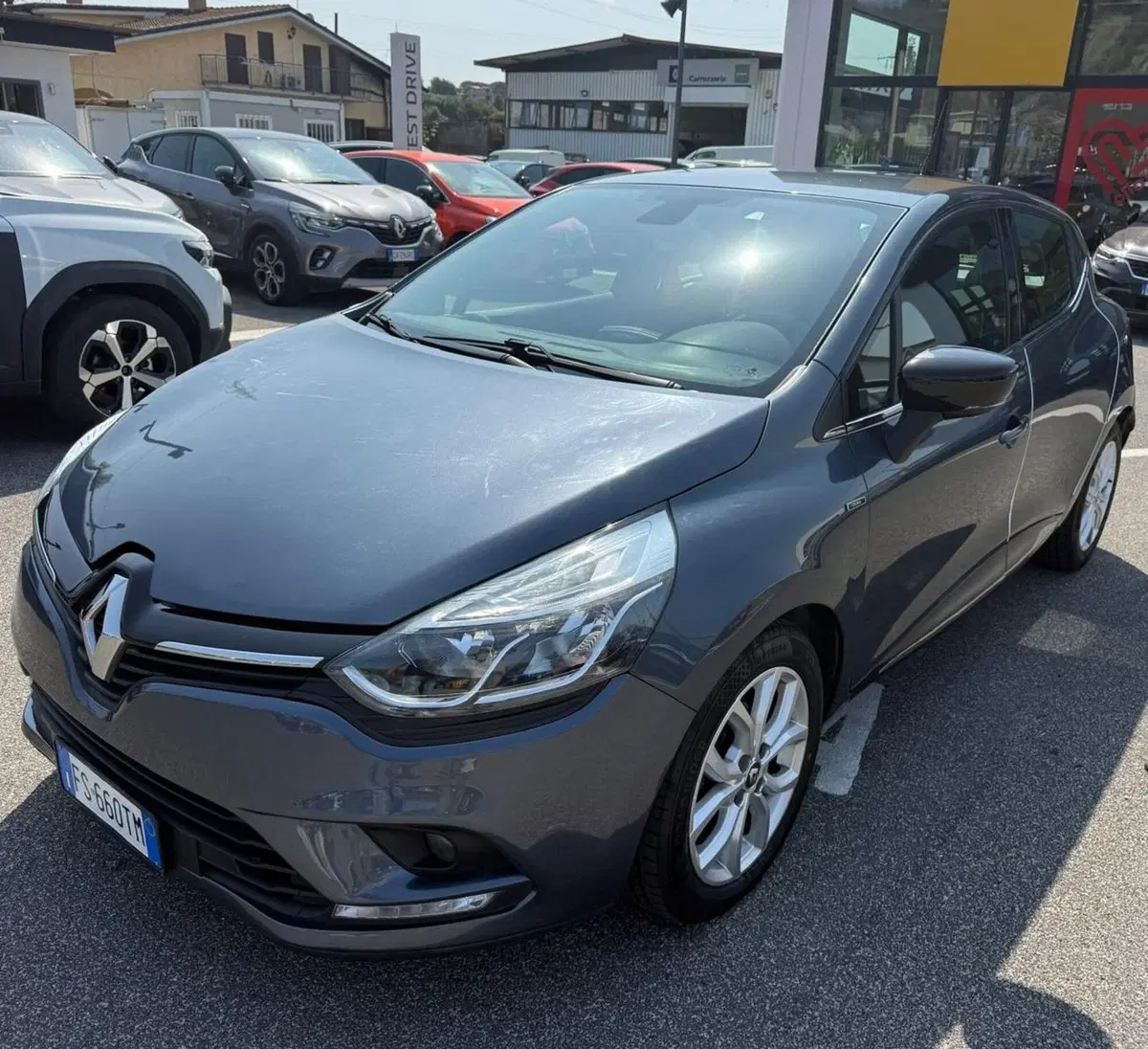 Renault Clio usata a Roma (2)