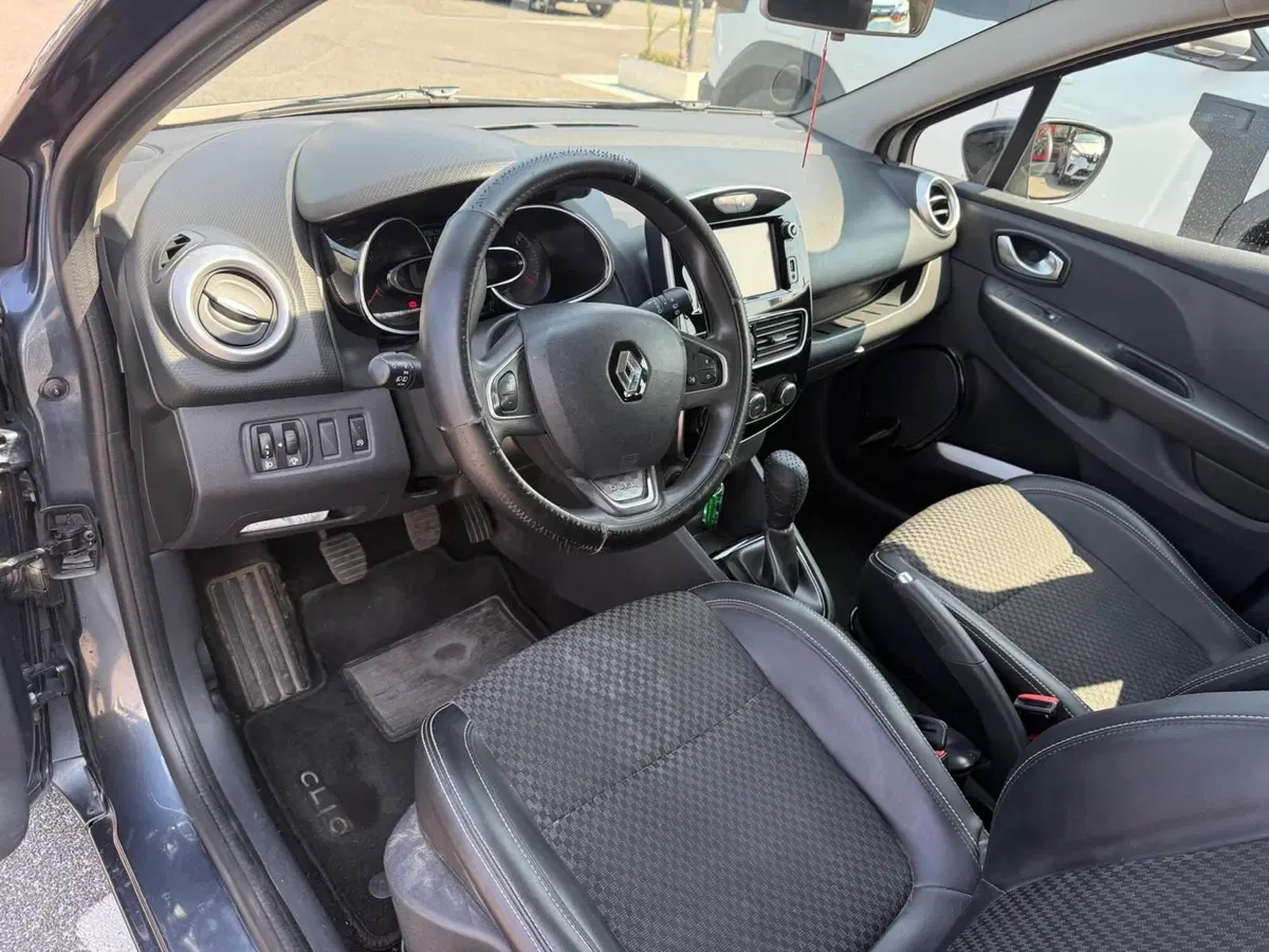Renault Clio usata a Roma (5)