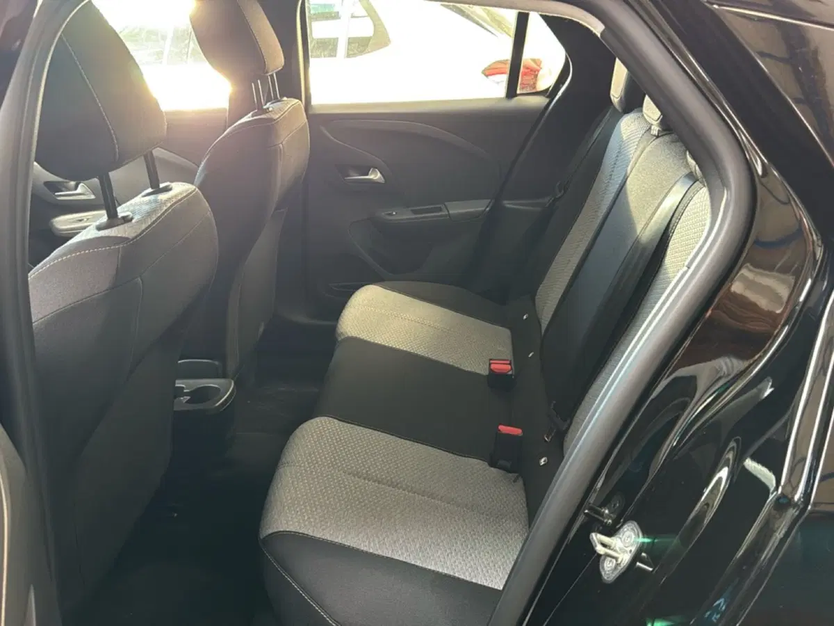 Opel Corsa nuova a Frosinone (20)