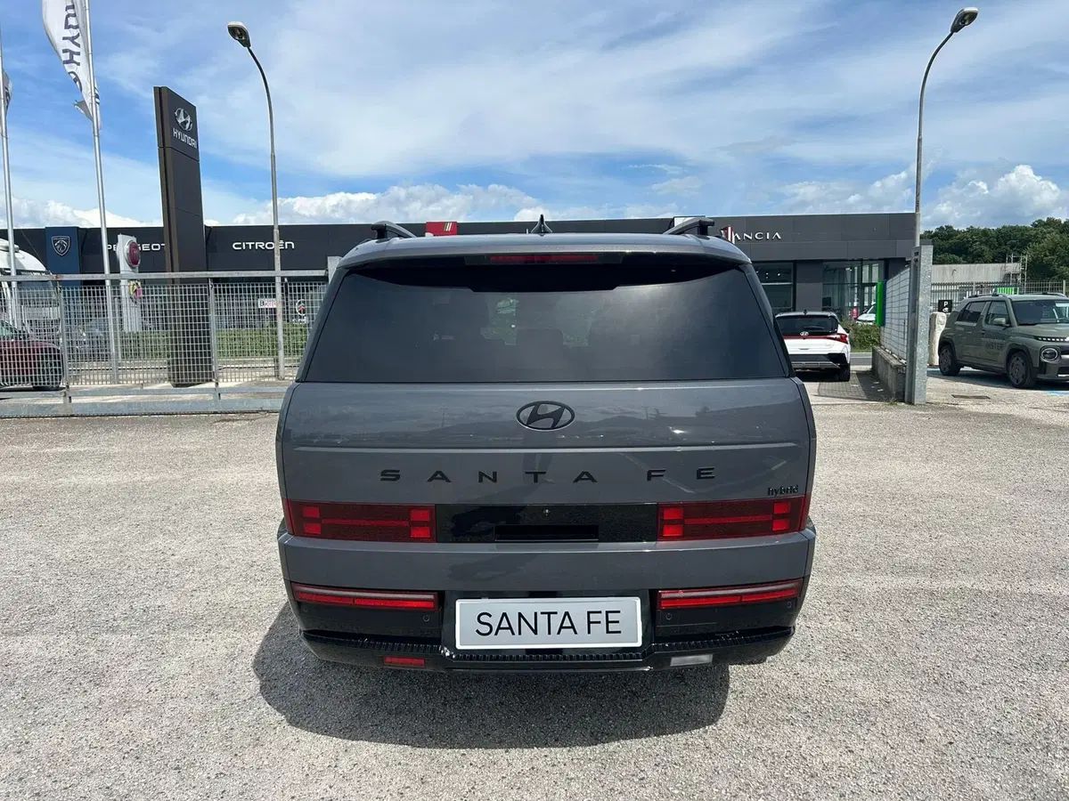 Hyundai Santa Fe nuova a Frosinone (4)