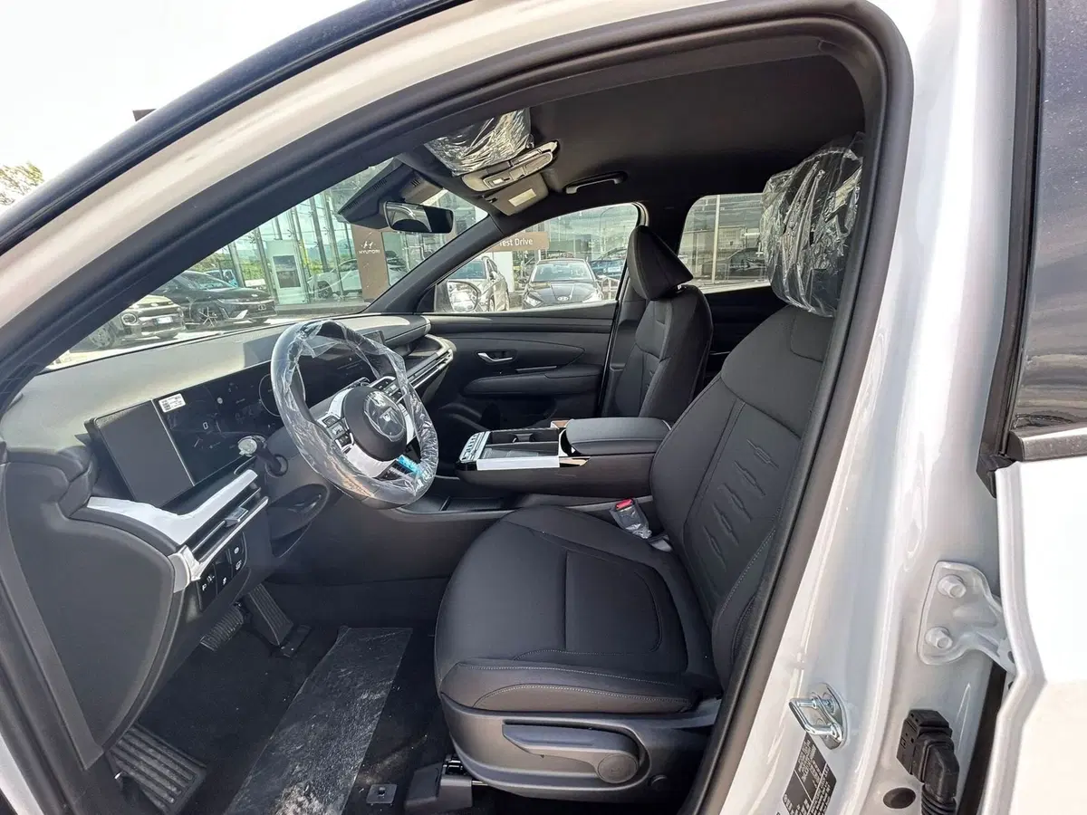 Hyundai Tucson nuova a Frosinone (13)