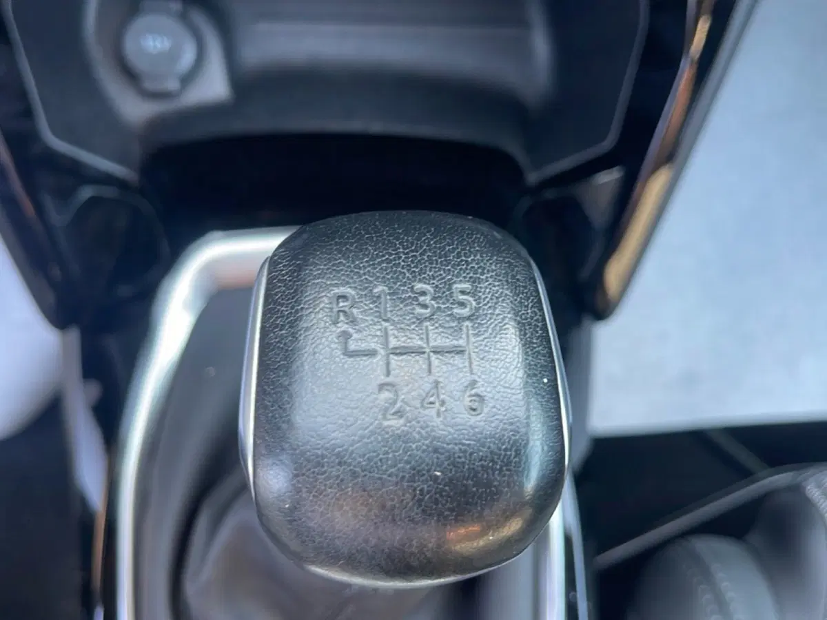 Peugeot 208 usata a Frosinone (15)
