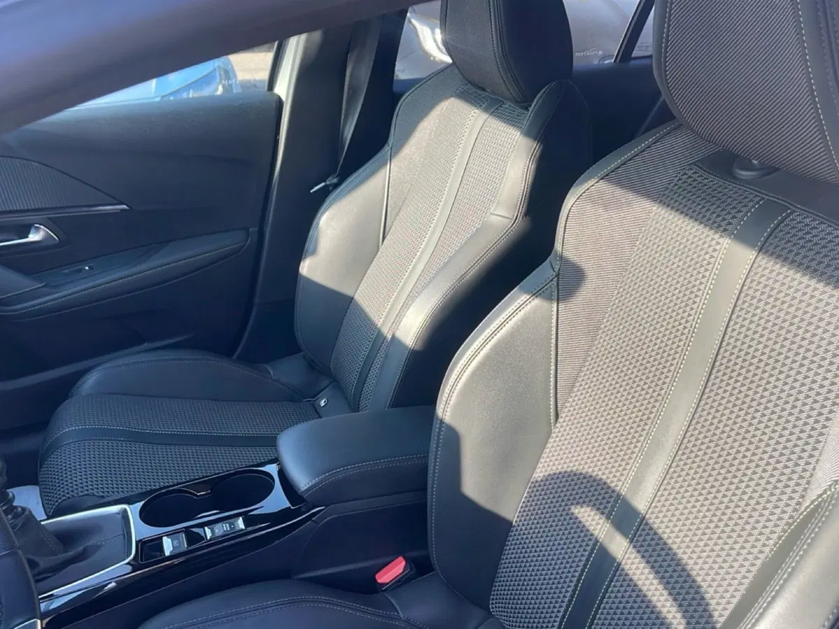 Peugeot 208 usata a Frosinone (17)