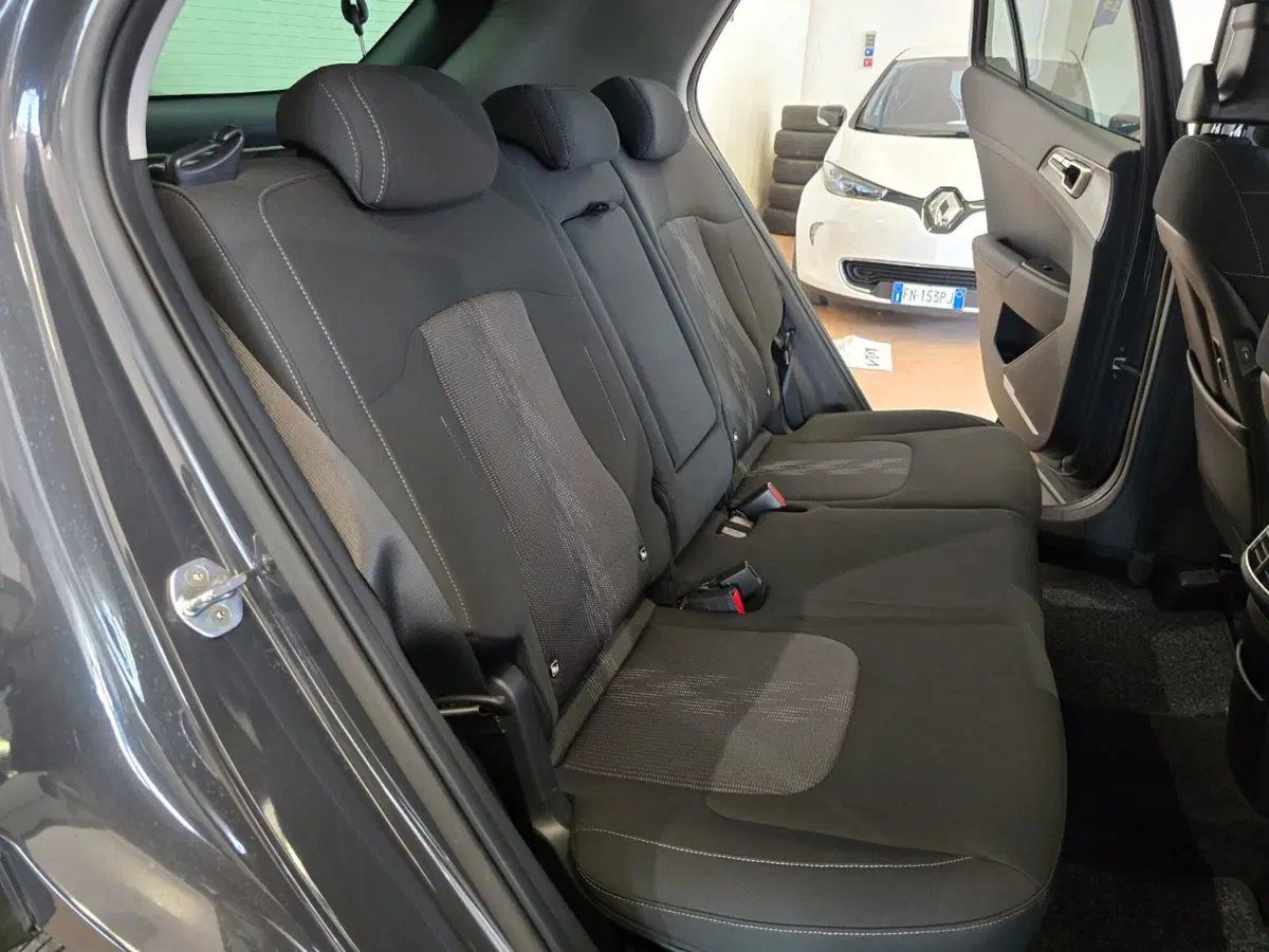 Kia Sportage usata a Rimini (17)