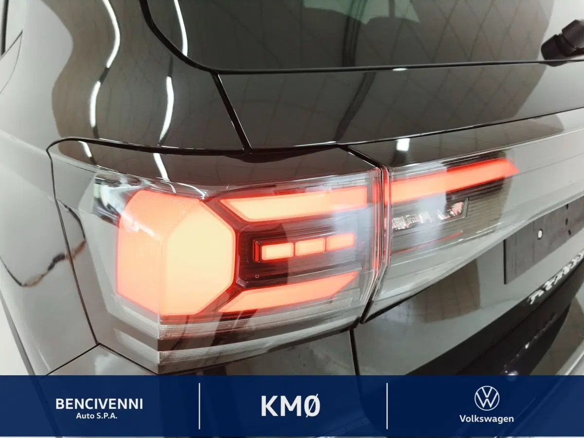 Volkswagen T-Cross nuova a Catanzaro (11)