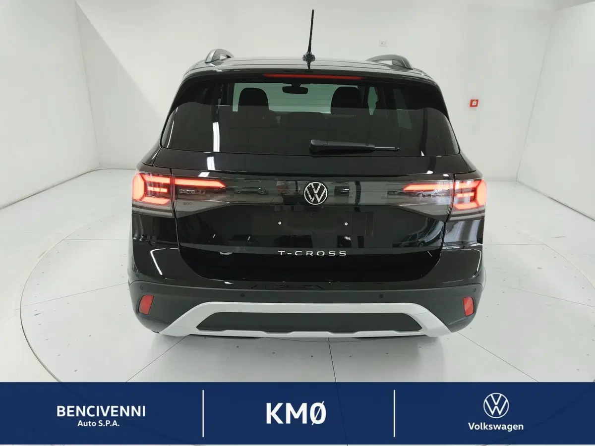 Volkswagen T-Cross nuova a Catanzaro (9)