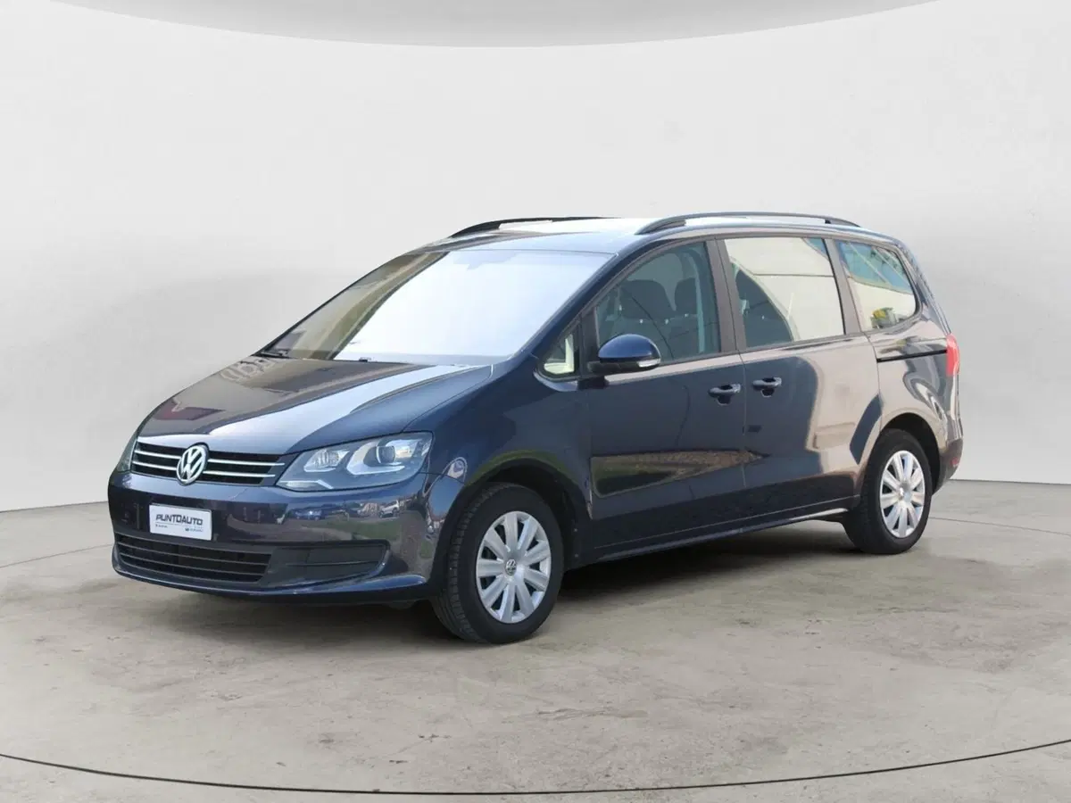 Volkswagen Sharan usata a Cuneo