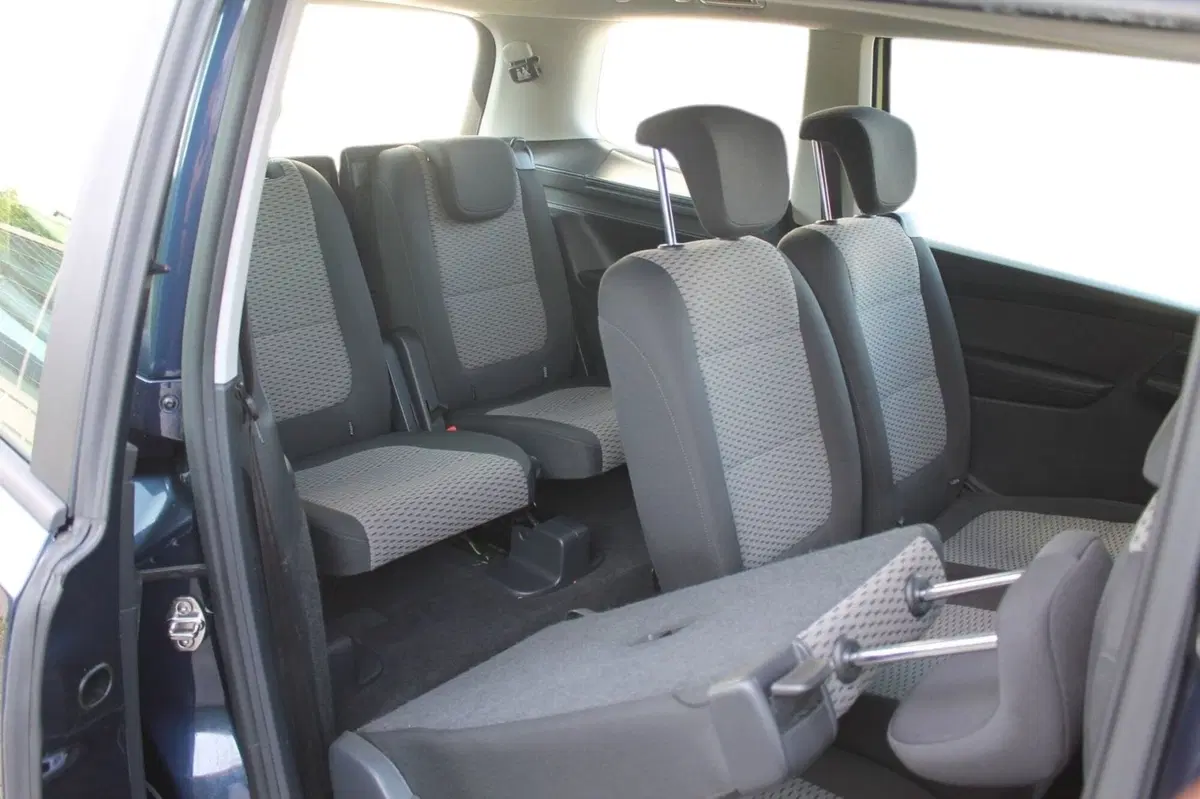 Volkswagen Sharan usata a Cuneo (13)