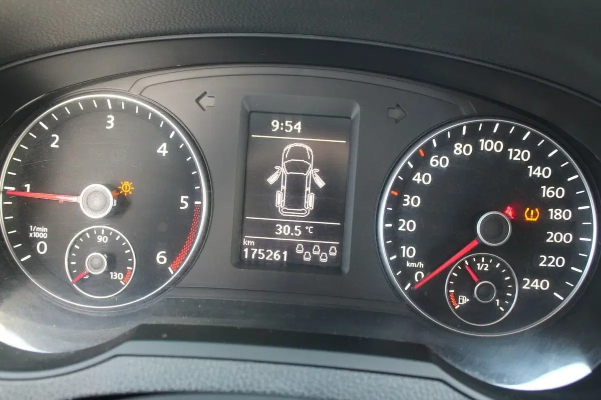 Volkswagen Sharan usata a Cuneo (16)