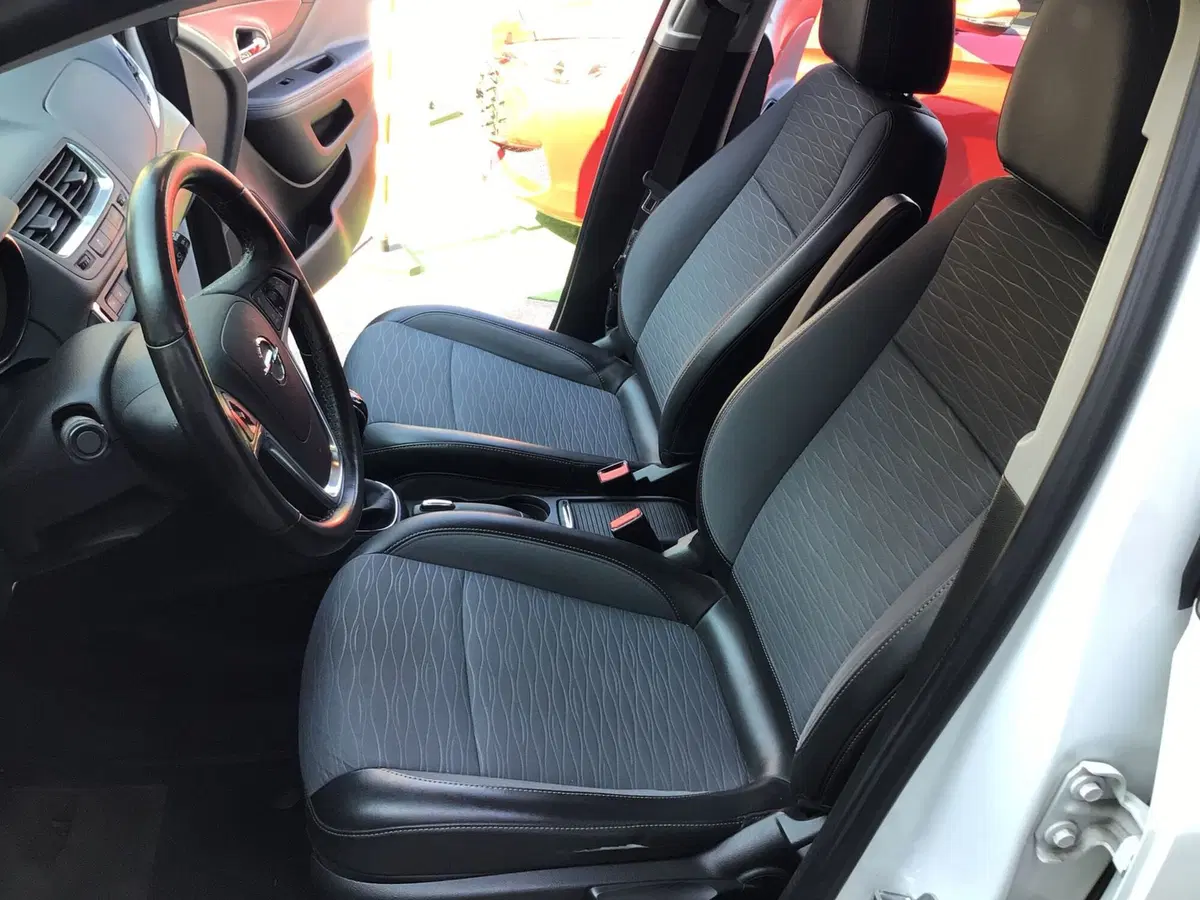 Opel Mokka usata a Genova (14)