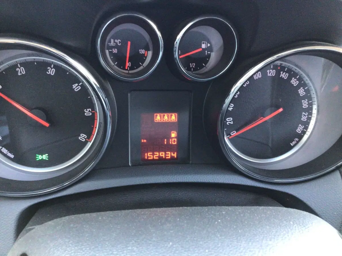Opel Mokka usata a Genova (15)