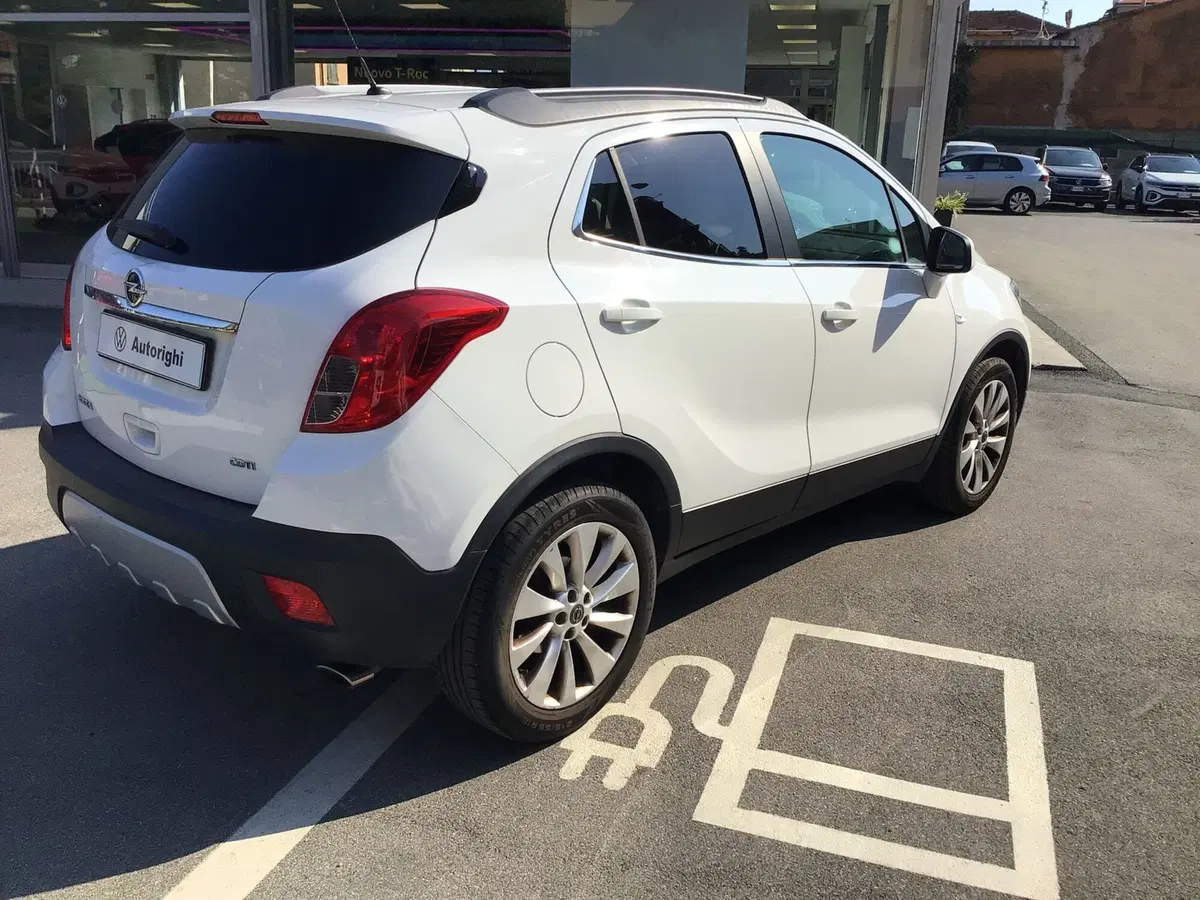 Opel Mokka usata a Genova (6)
