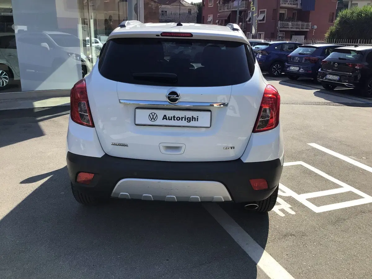 Opel Mokka usata a Genova (7)