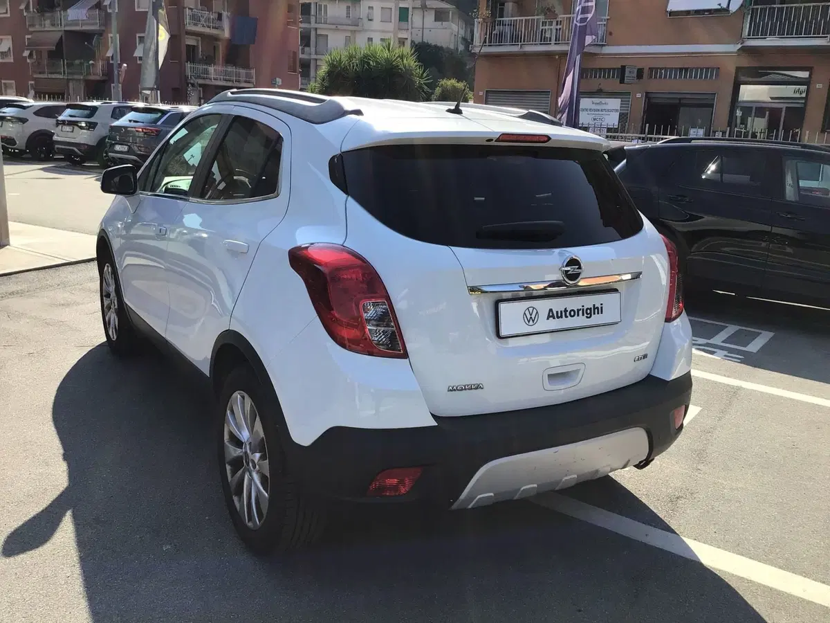 Opel Mokka usata a Genova (8)