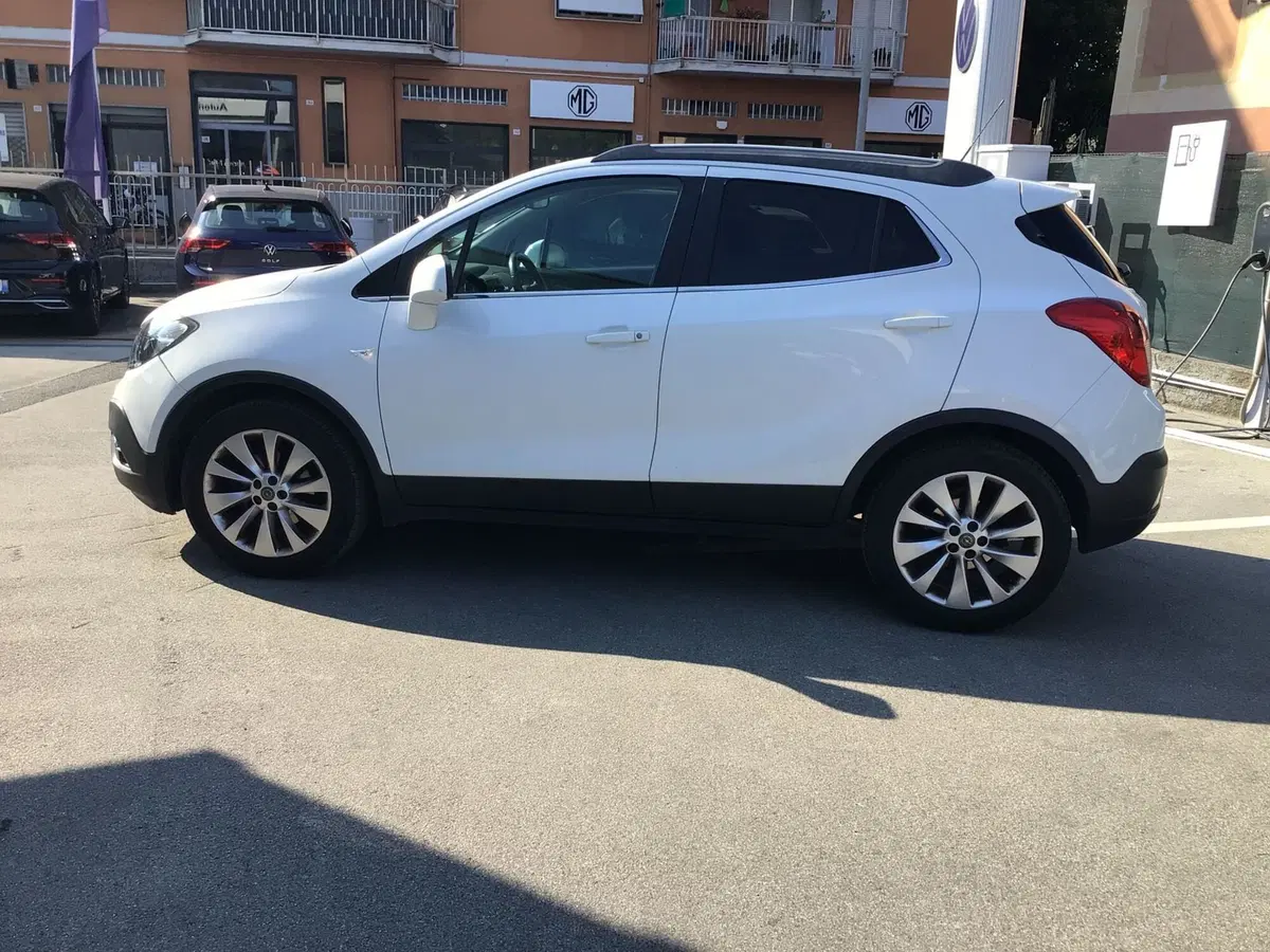 Opel Mokka usata a Genova (9)