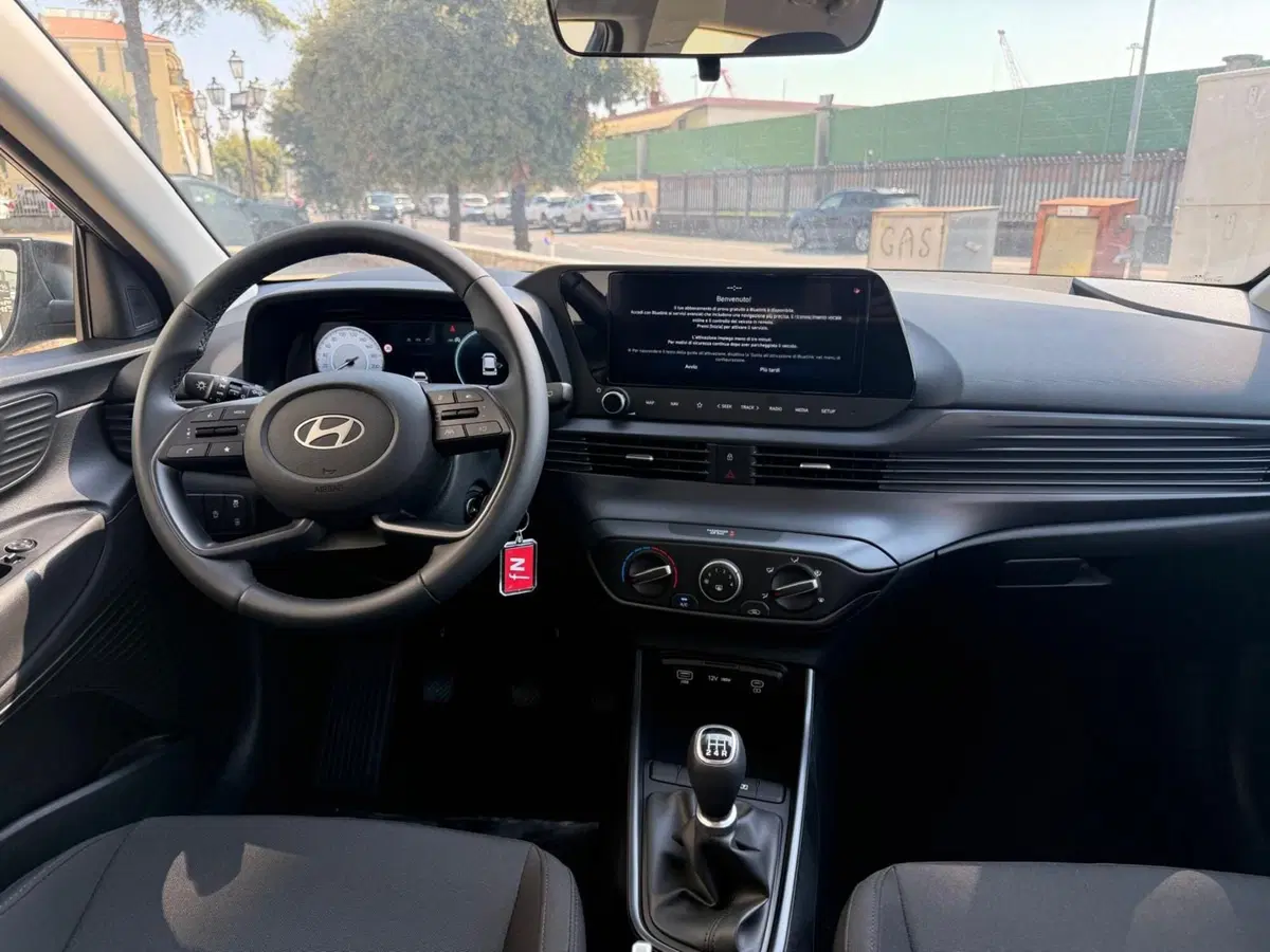Hyundai i20 nuova a La Spezia (12)