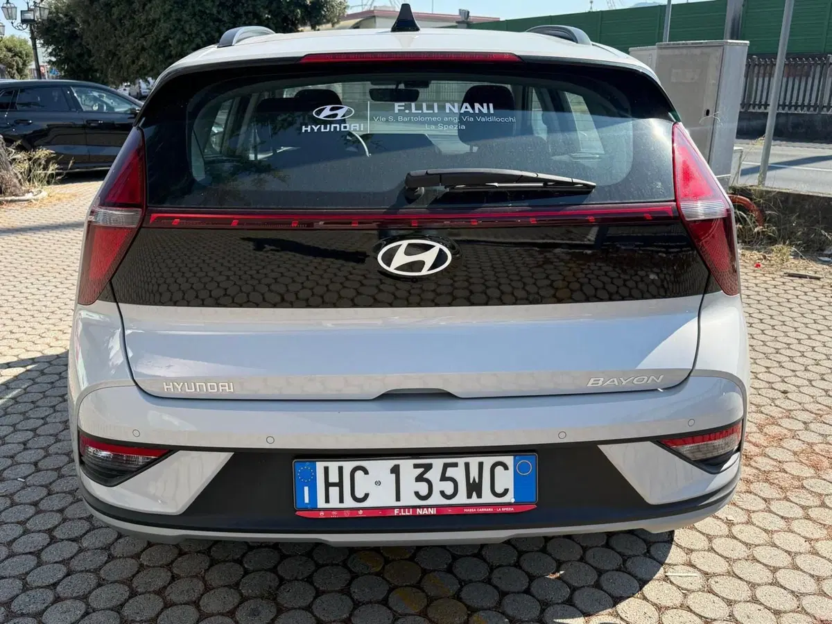 Hyundai Bayon usata a Massa-Carrara (13)