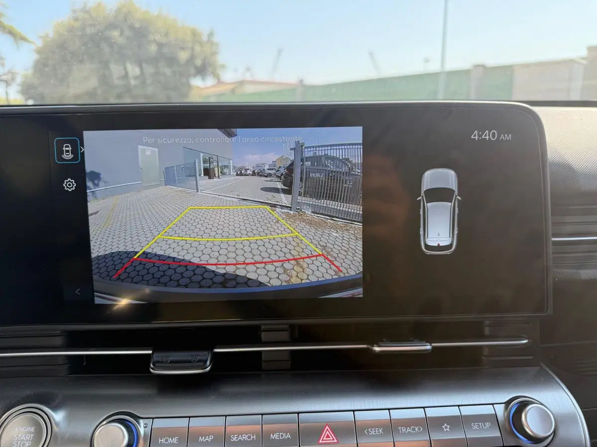 Hyundai Kona nuova a Massa-Carrara (11)