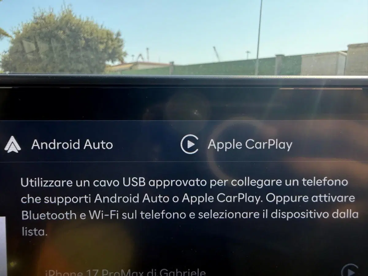 Hyundai Kona nuova a Massa-Carrara (16)