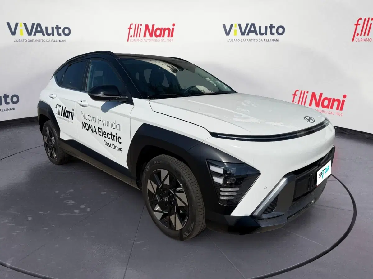 Hyundai Kona nuova a Massa-Carrara (17)
