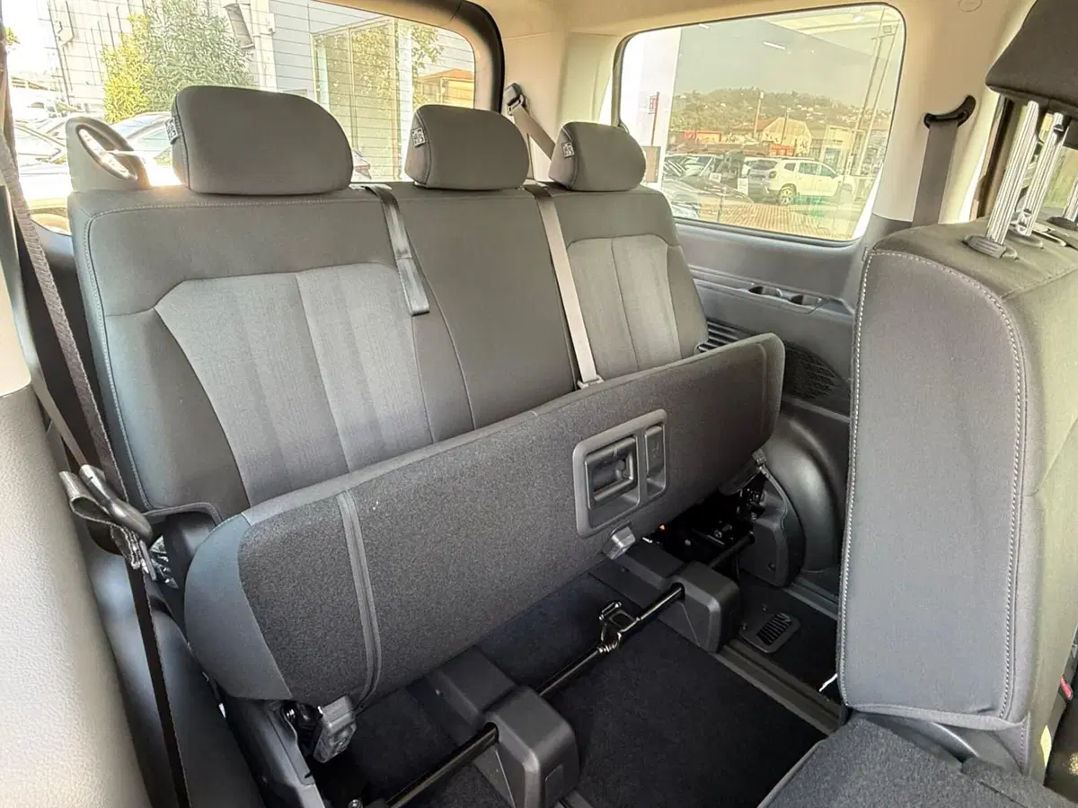 Hyundai Staria nuova a Massa-Carrara (13)