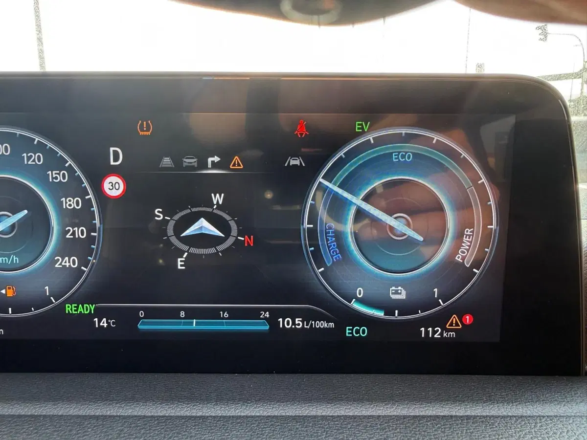 Hyundai Staria nuova a Massa-Carrara (9)