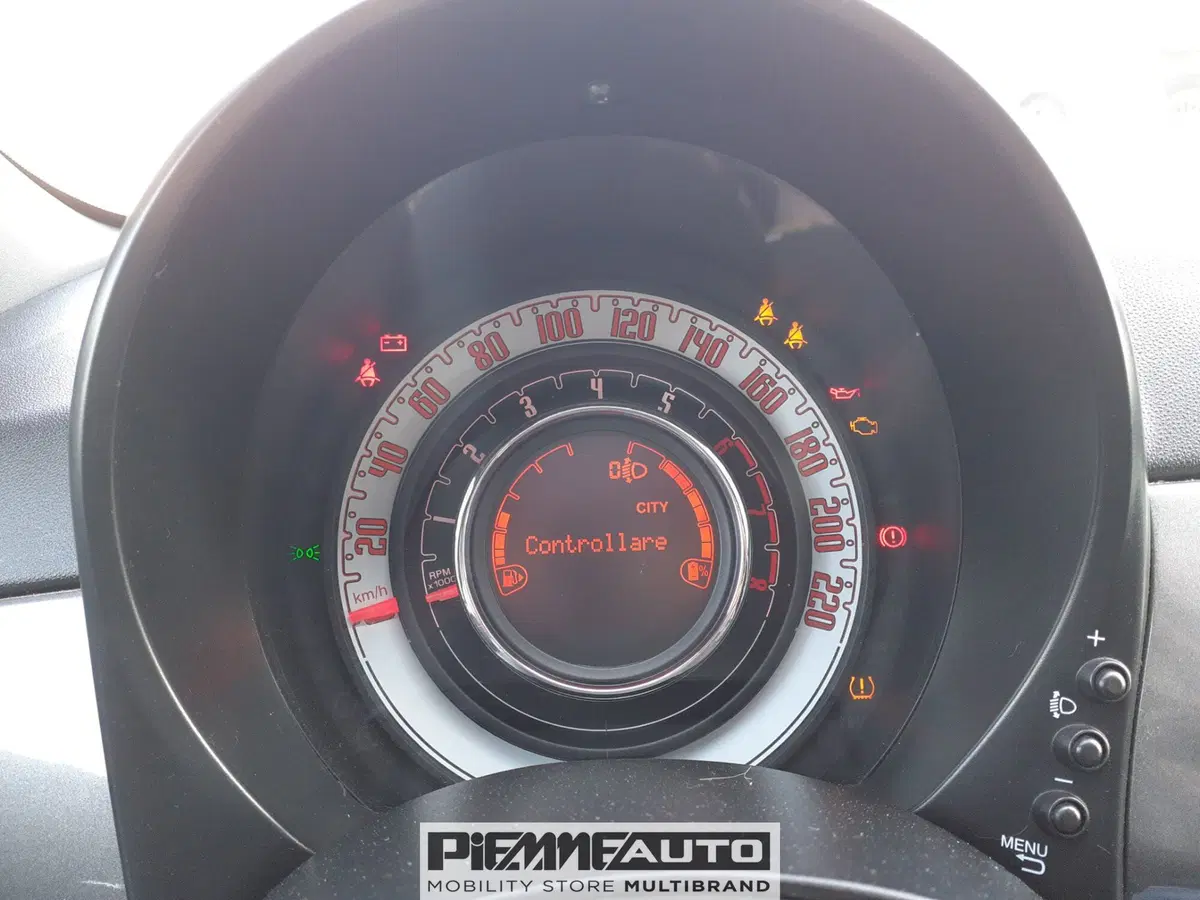 Fiat 500 Cabrio usata a Piacenza (12)