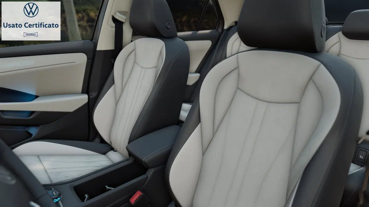 Volkswagen T-Roc nuova a Genova (11)