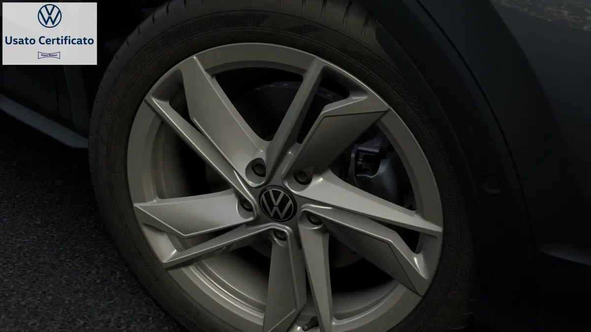 Volkswagen T-Roc nuova a Genova (9)
