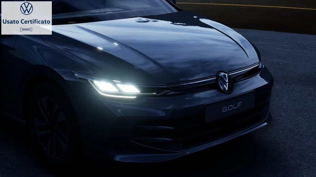 Volkswagen Golf nuova a Genova (13)